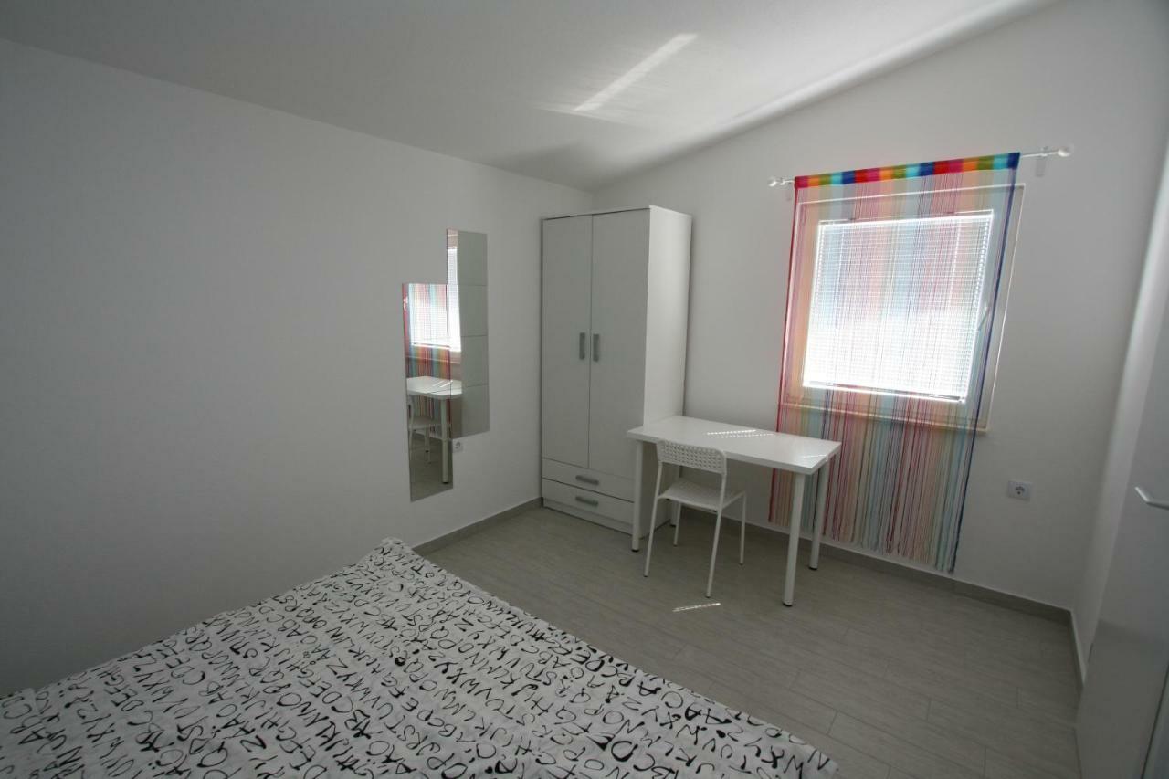 Apartmani Popovic Nin Bagian luar foto