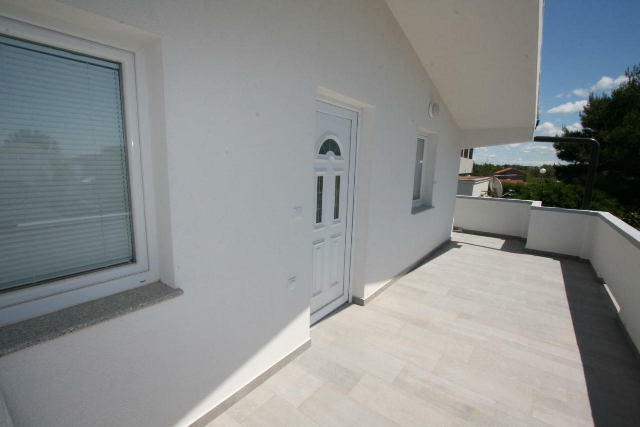 Apartmani Popovic Nin Bagian luar foto