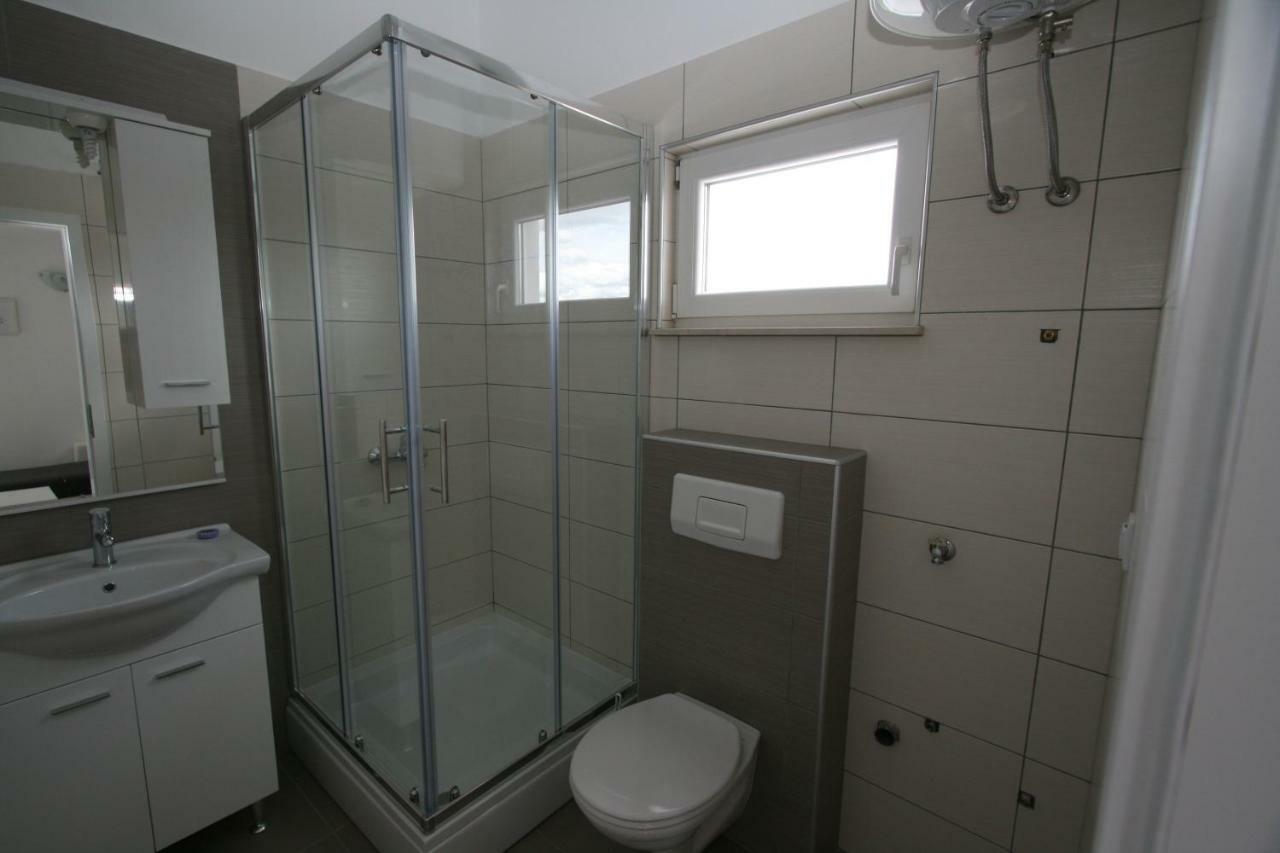 Apartmani Popovic Nin Bagian luar foto
